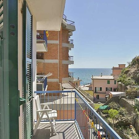 Jolly Roger Riomaggiore Hotel Exterior photo